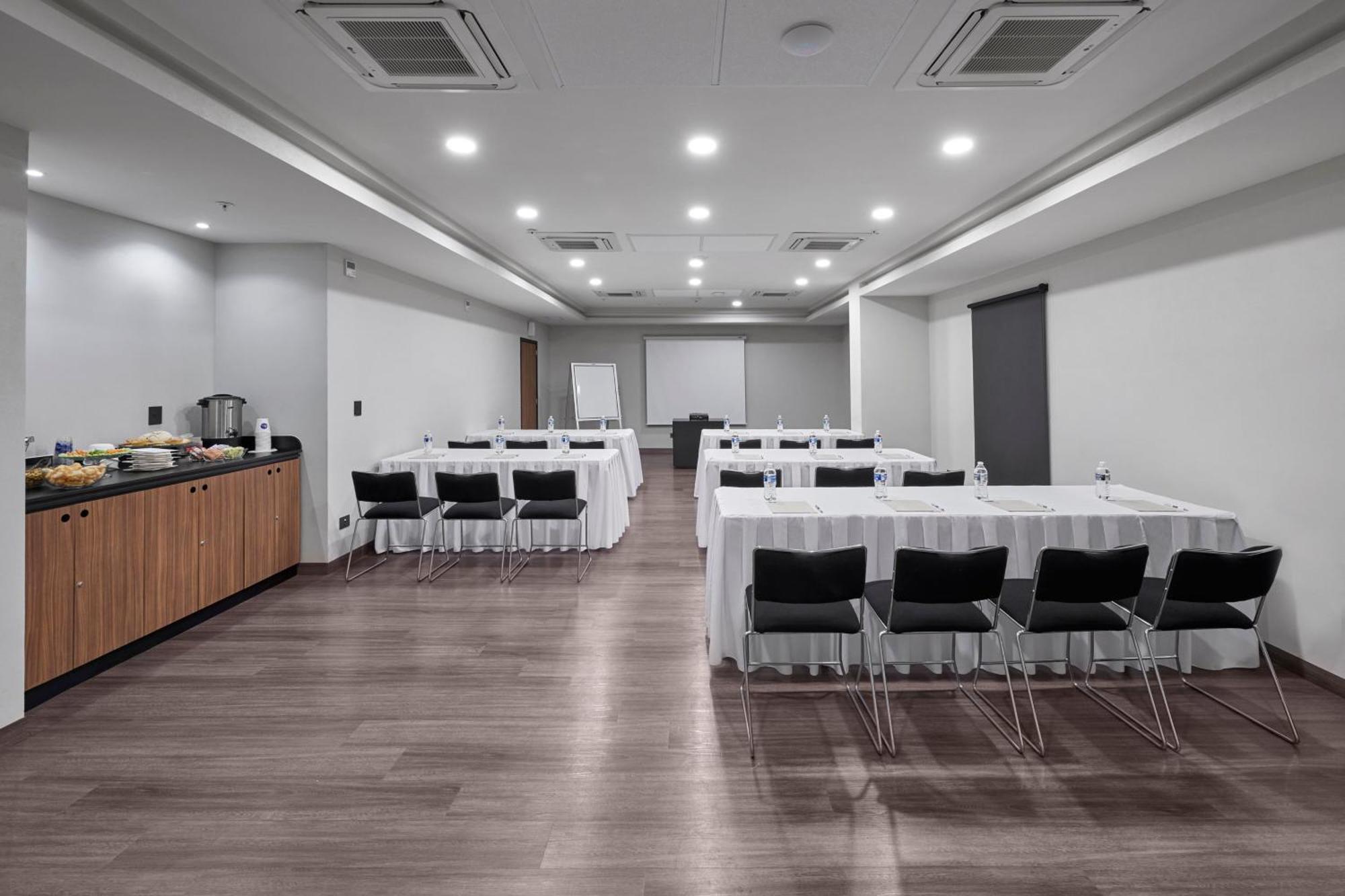 City Express By Marriott Monterrey Lindavista Guadalupe  エクステリア 写真