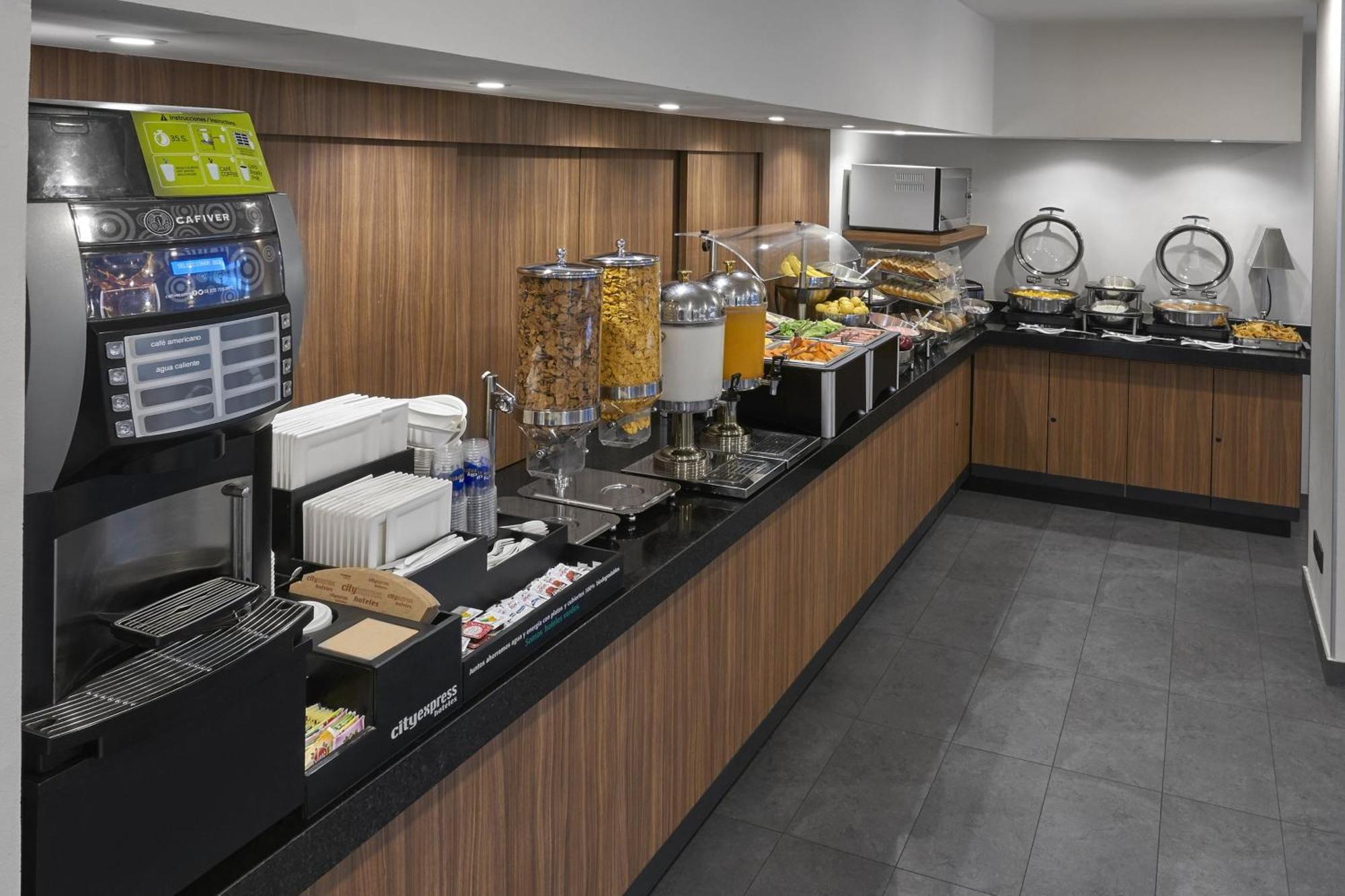 City Express By Marriott Monterrey Lindavista Guadalupe  エクステリア 写真